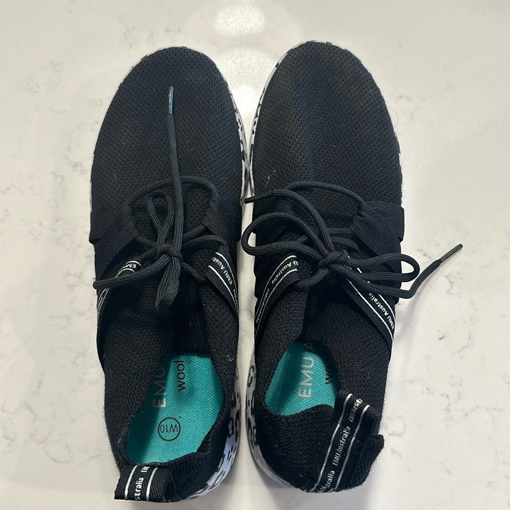 Emu Australia Wool Sneaker. Size 10.